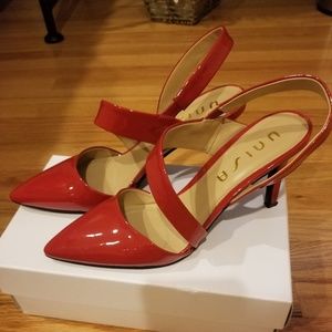 Red heels size 10